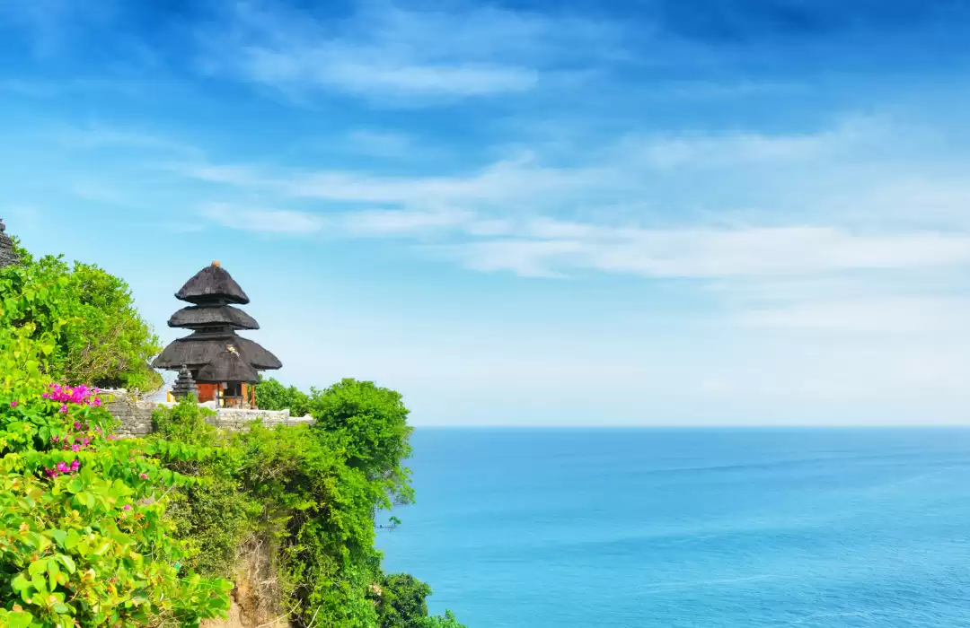 Uluwatu Temple - A Spiritual and Scenic Marvel