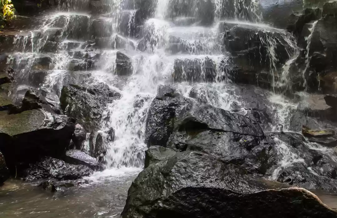 Kanto Lampo Waterfall - A Natural Cascade of Beauty