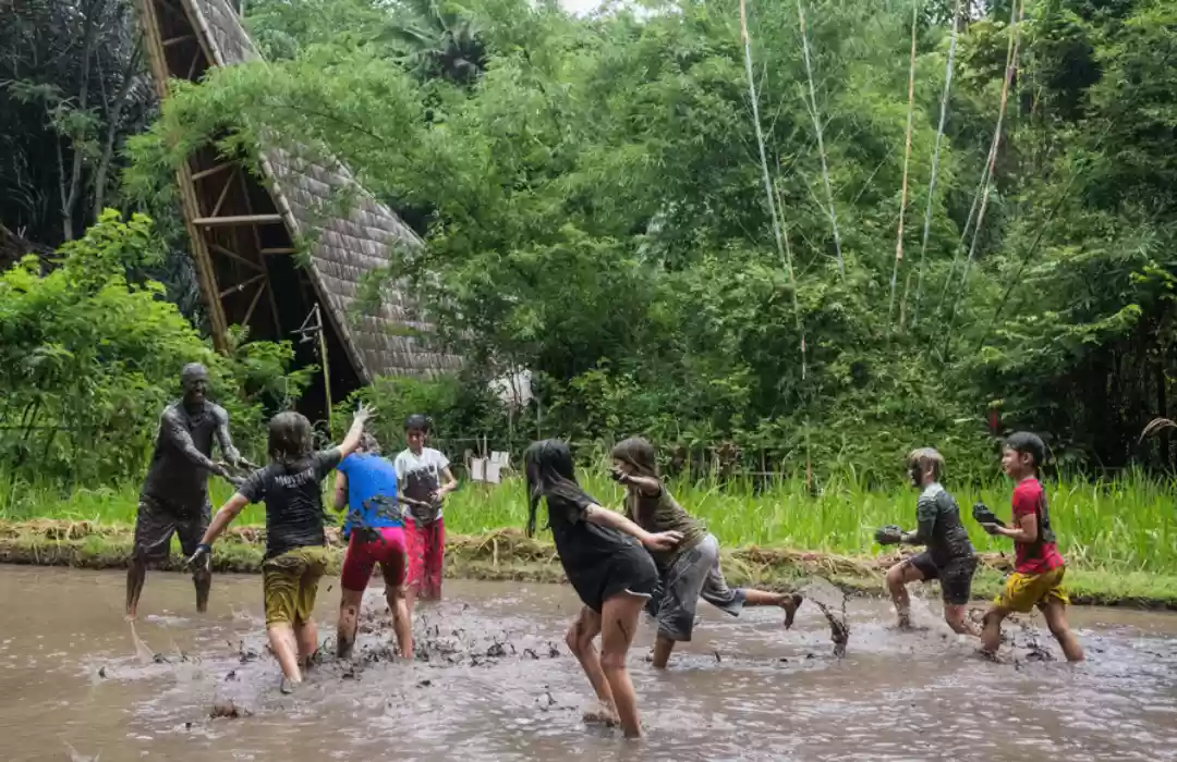 The Green School Forest - A Sustainable Nature Retreat