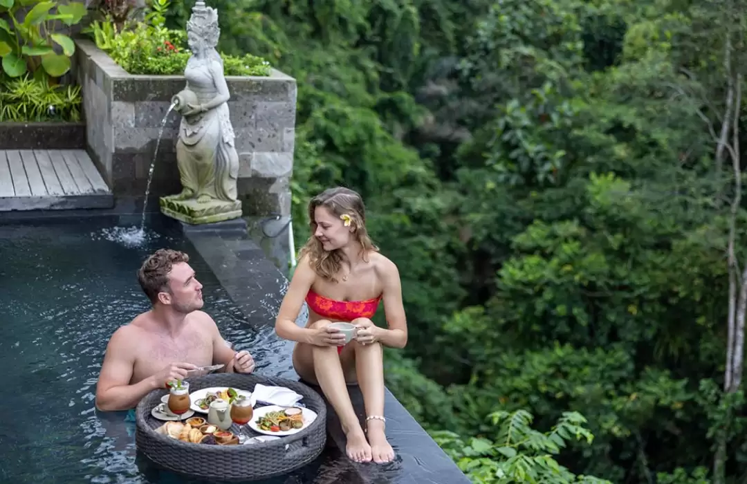 The Kayon Jungle Resort - Ubud’s Floating Breakfast Paradise