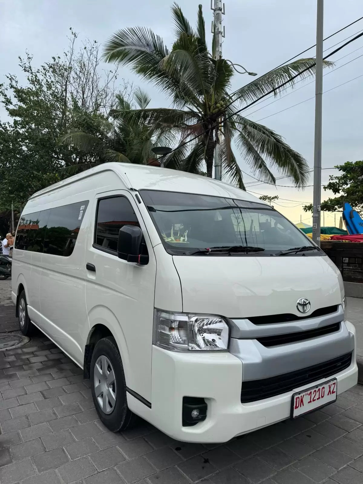Airport Transfer with Toyota Hiace (15-Seater)