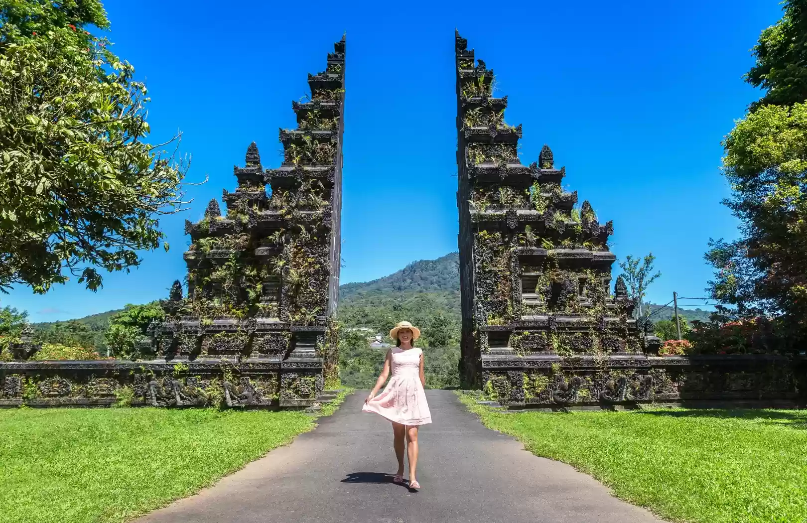 Handara Gate