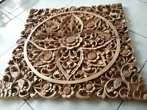 Balinese Carving1
