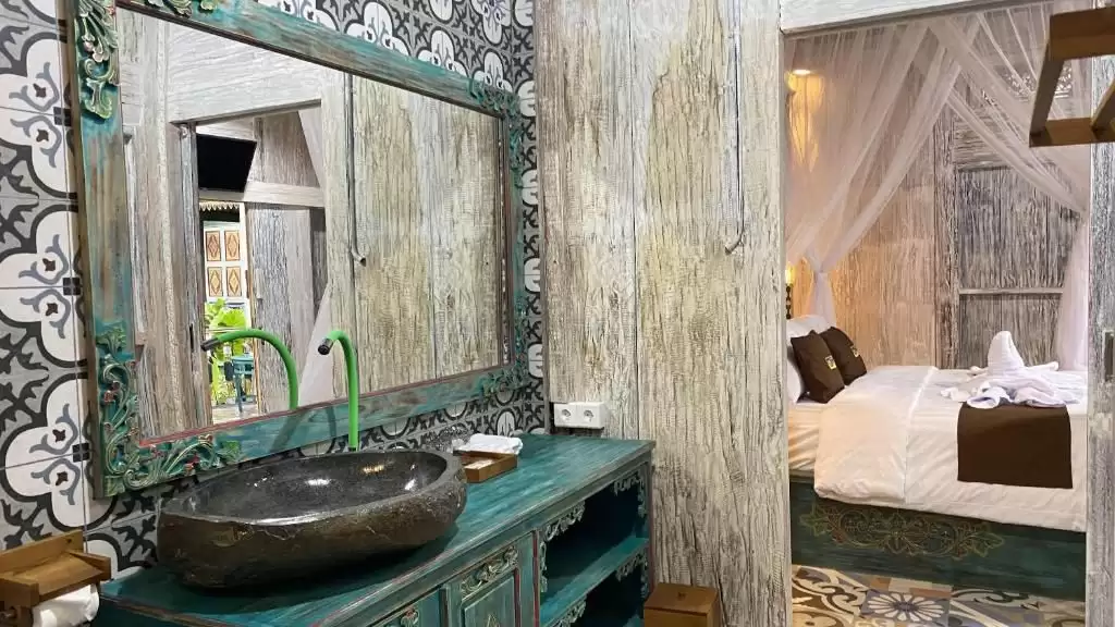 Suite Room with Pool View