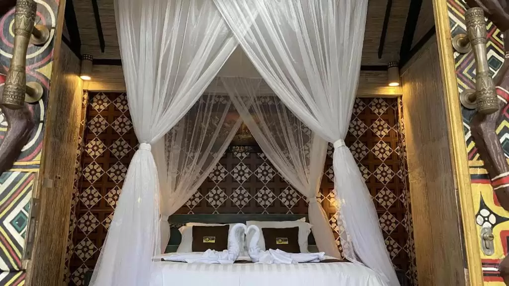 Suite Room with Pool View