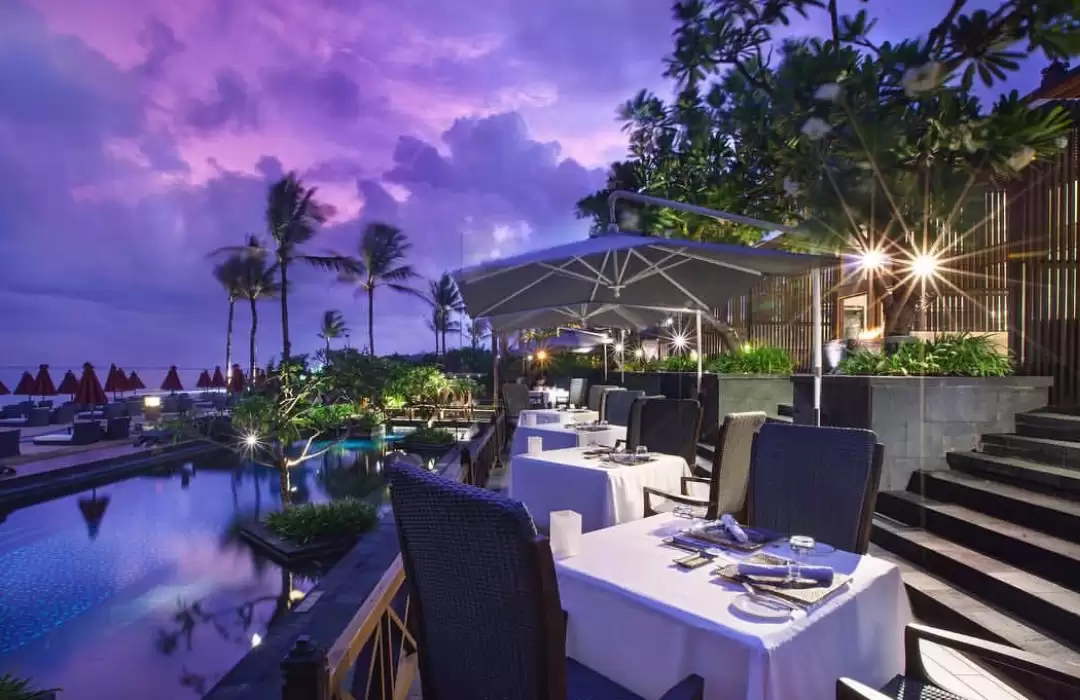  Enjoy a Private Beach Dinner Under the Stars