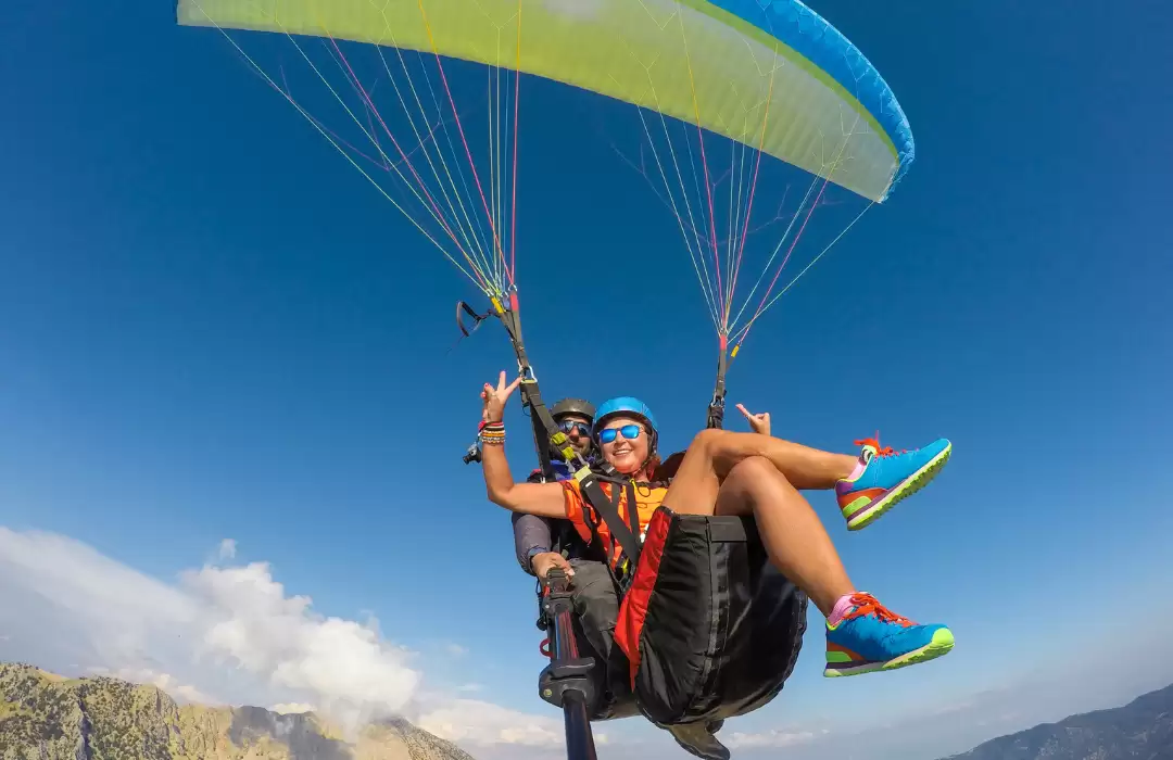 Paragliding Over Bali’s Stunning Coastline