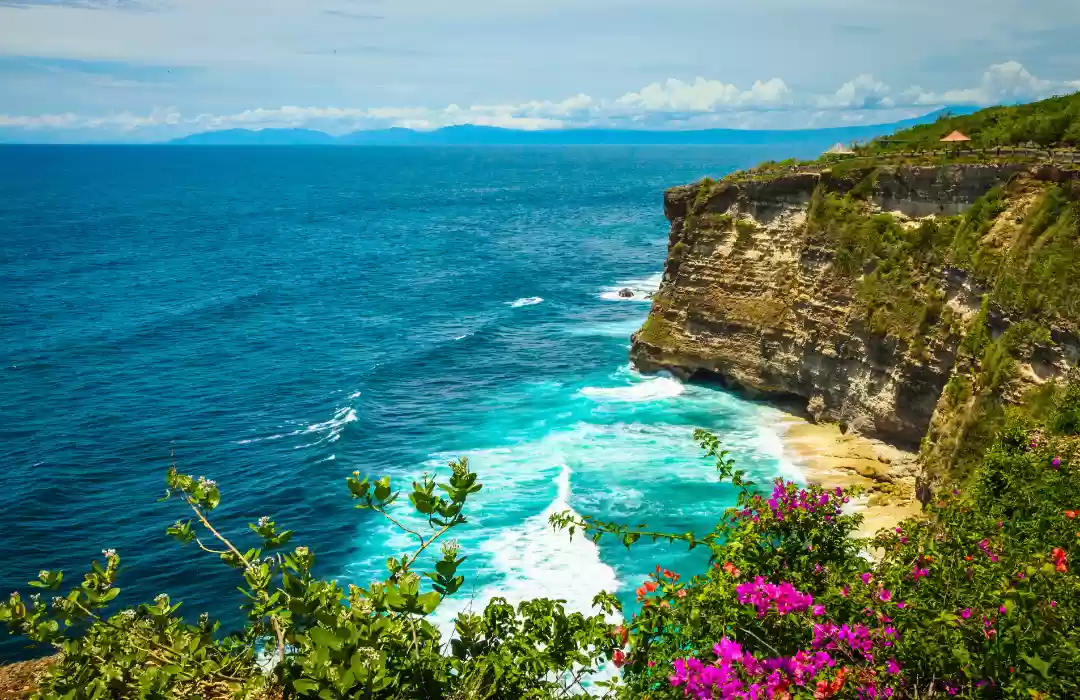 Visit Bali’s Sacred Temples – A Cultural and Spiritual Journey