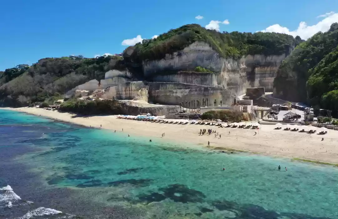 Melasti Beach – A Hidden Beach with Stunning Cliffs