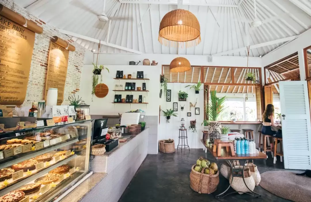 The Shady Shack – Canggu’s Cozy Vegan Café with a View