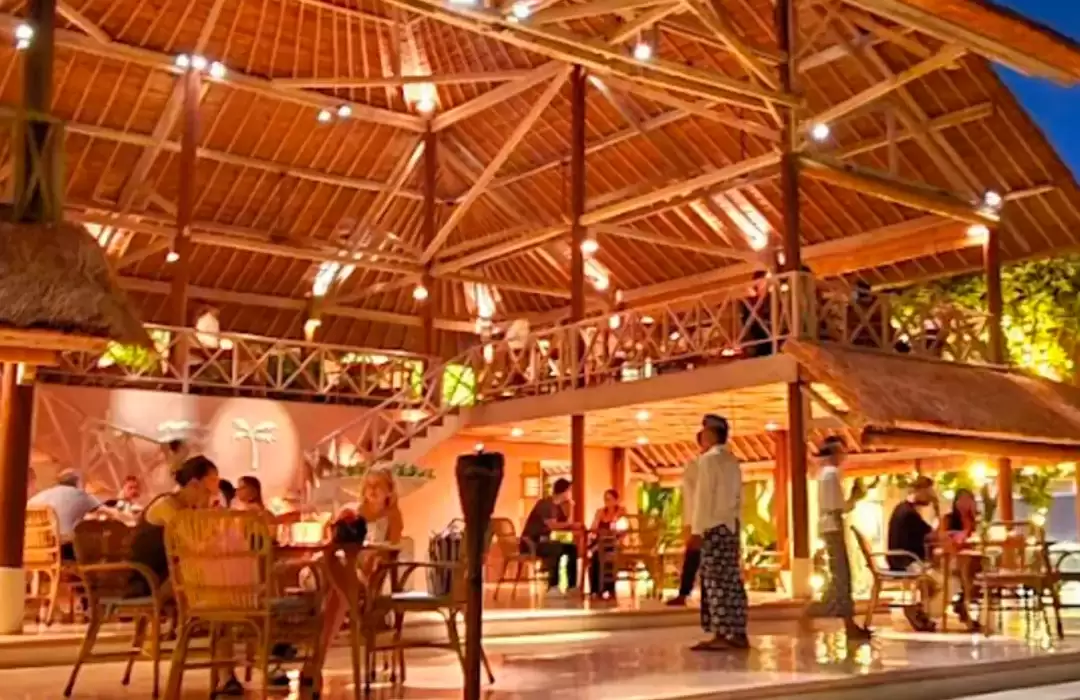 La Lucciola – Seminyak’s Iconic Beachfront Dining