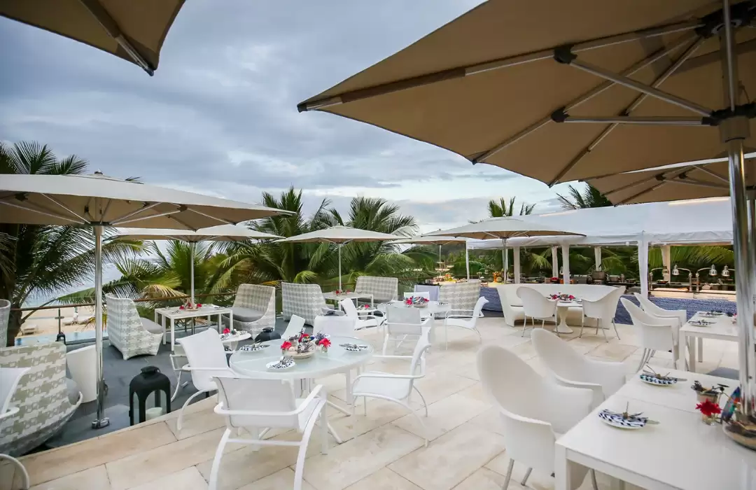 The Sunset Bar at The Mulia – Nusa Dua’s Pinnacle of Luxury