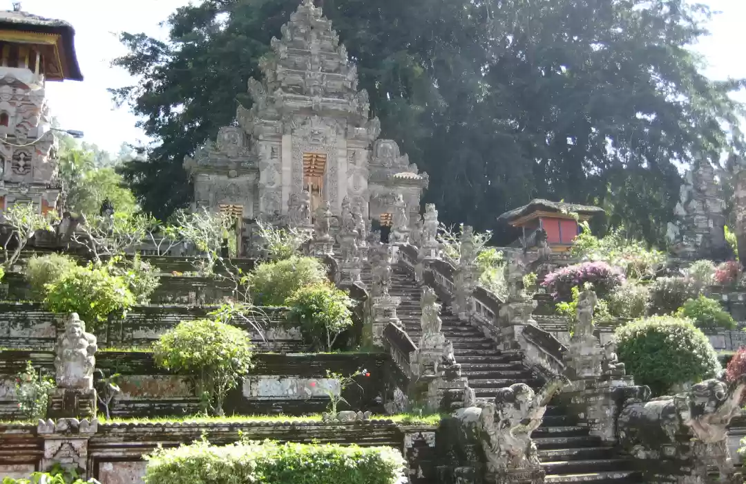 Pura Kehen: Bali’s Hidden Temple of Fire and Water