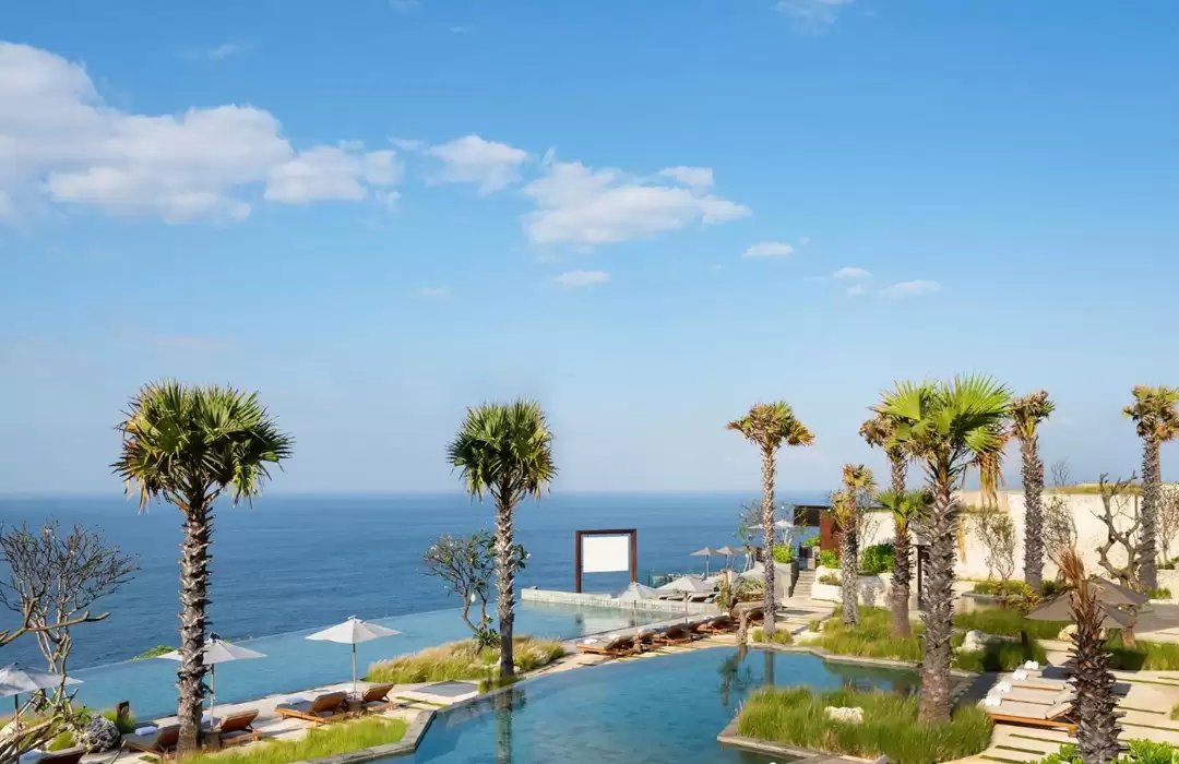The Floating Villas at The Six Senses – Bali’s Eco-Luxury Resort in Uluwatu