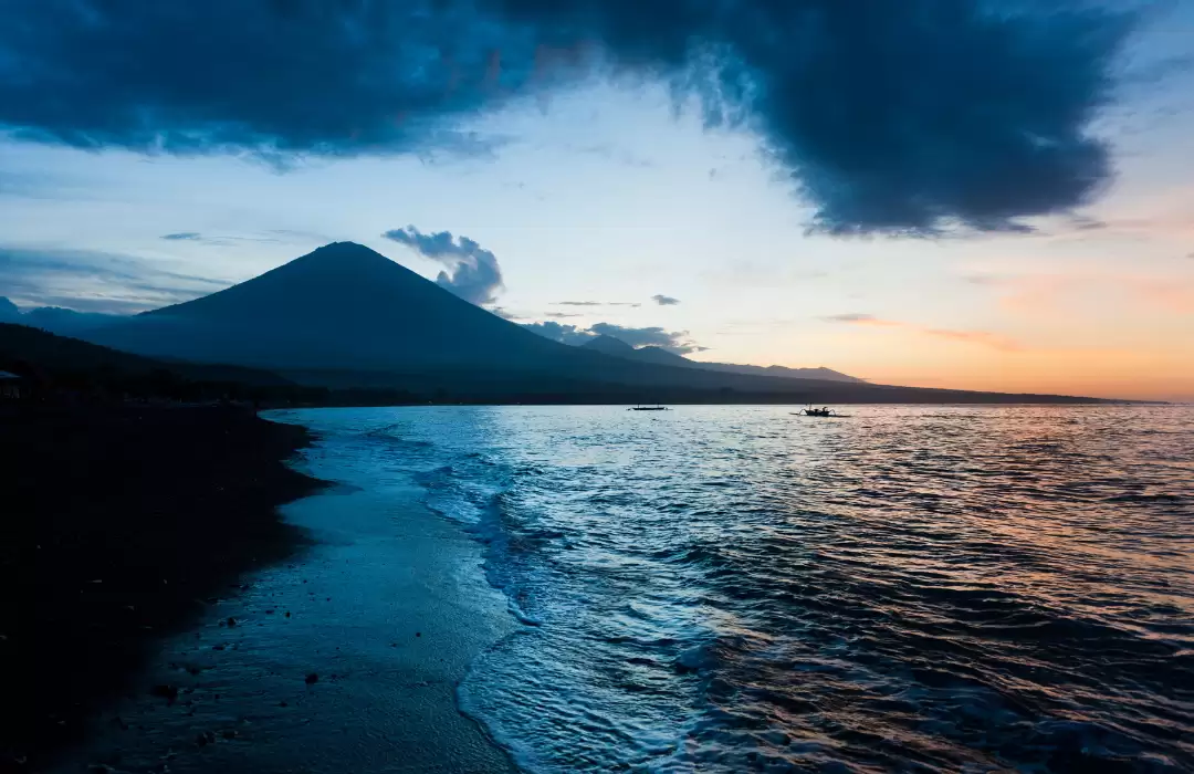 Amed Beach – A Quiet Paradise for Divers and Snorkelers