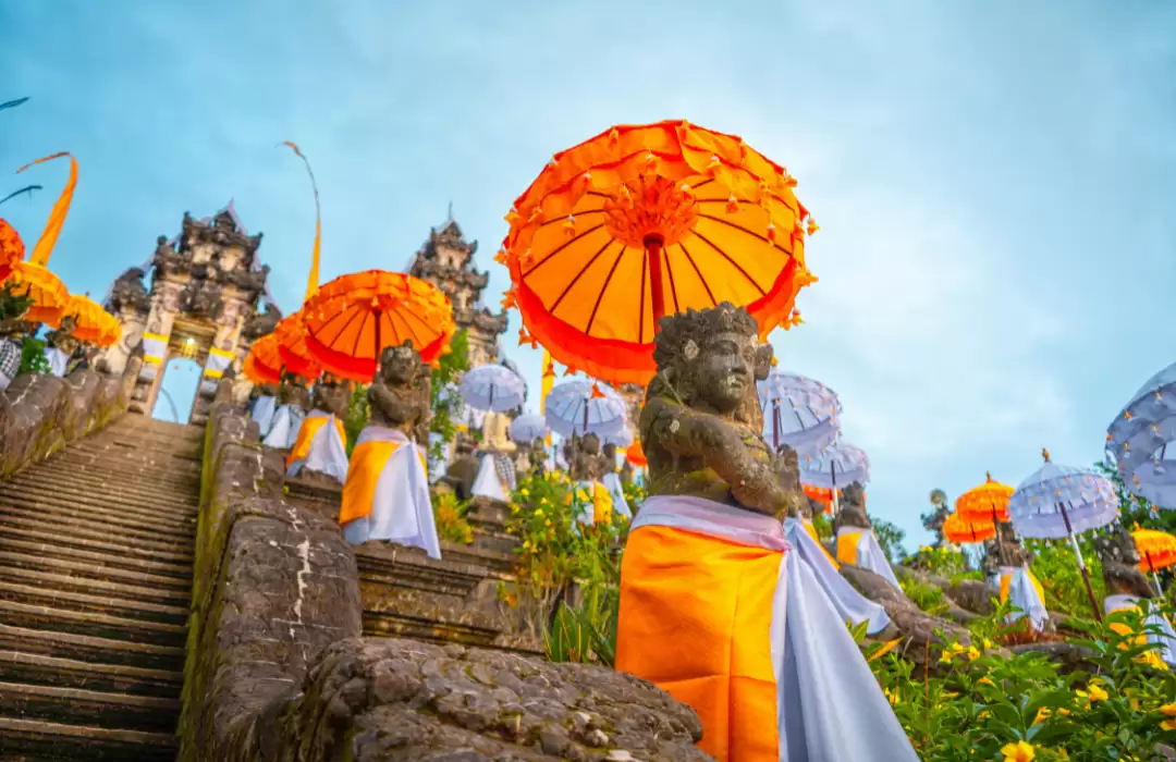 bali gate tours