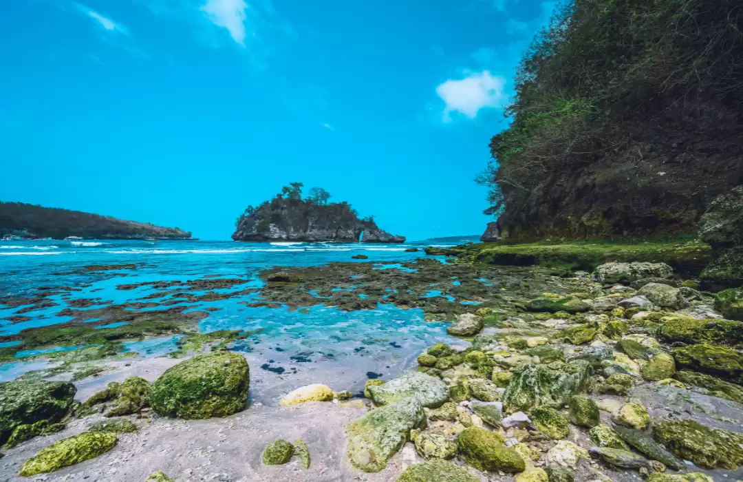 Crystal Bay: A Popular Yet Tranquil Escape