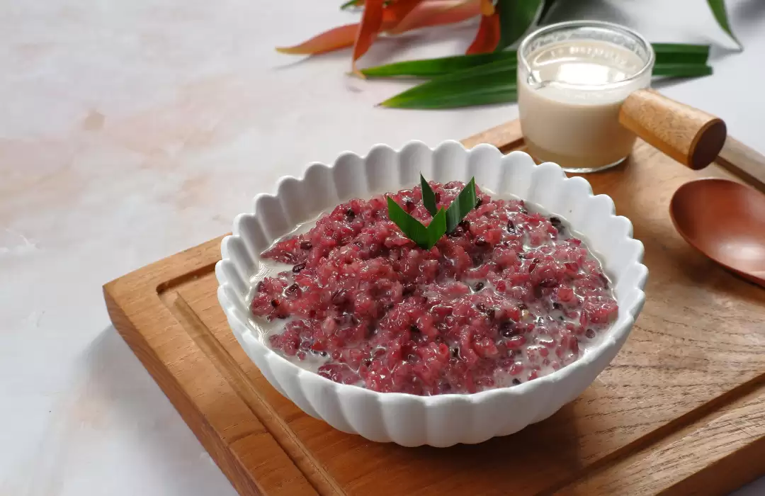 Bubur Injin (Black Rice Pudding)