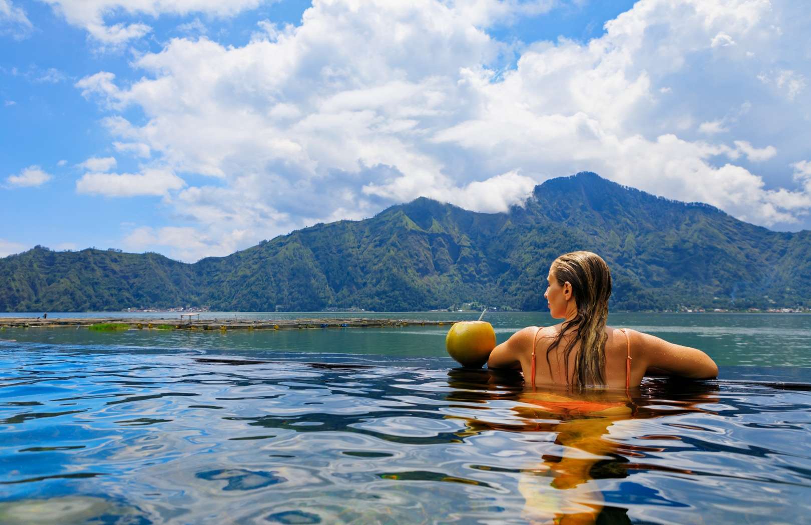 Sunrise Jeep Adventure & Hot Spring Relaxation Tour