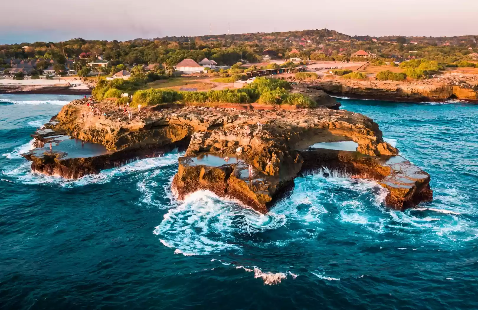 Discover Nusa Lembongan and Manta Bay Snorkeling ( All-Inclusive Tour )