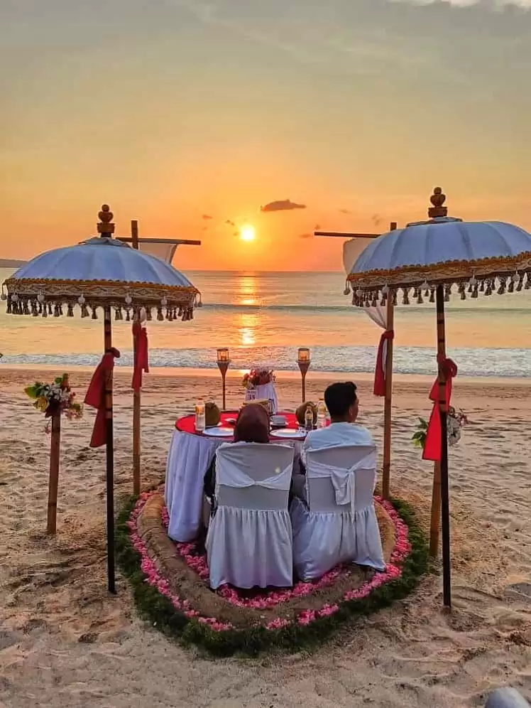 Paket Honeymoon Romantis di Bali Bersama Mandiri Travelindo