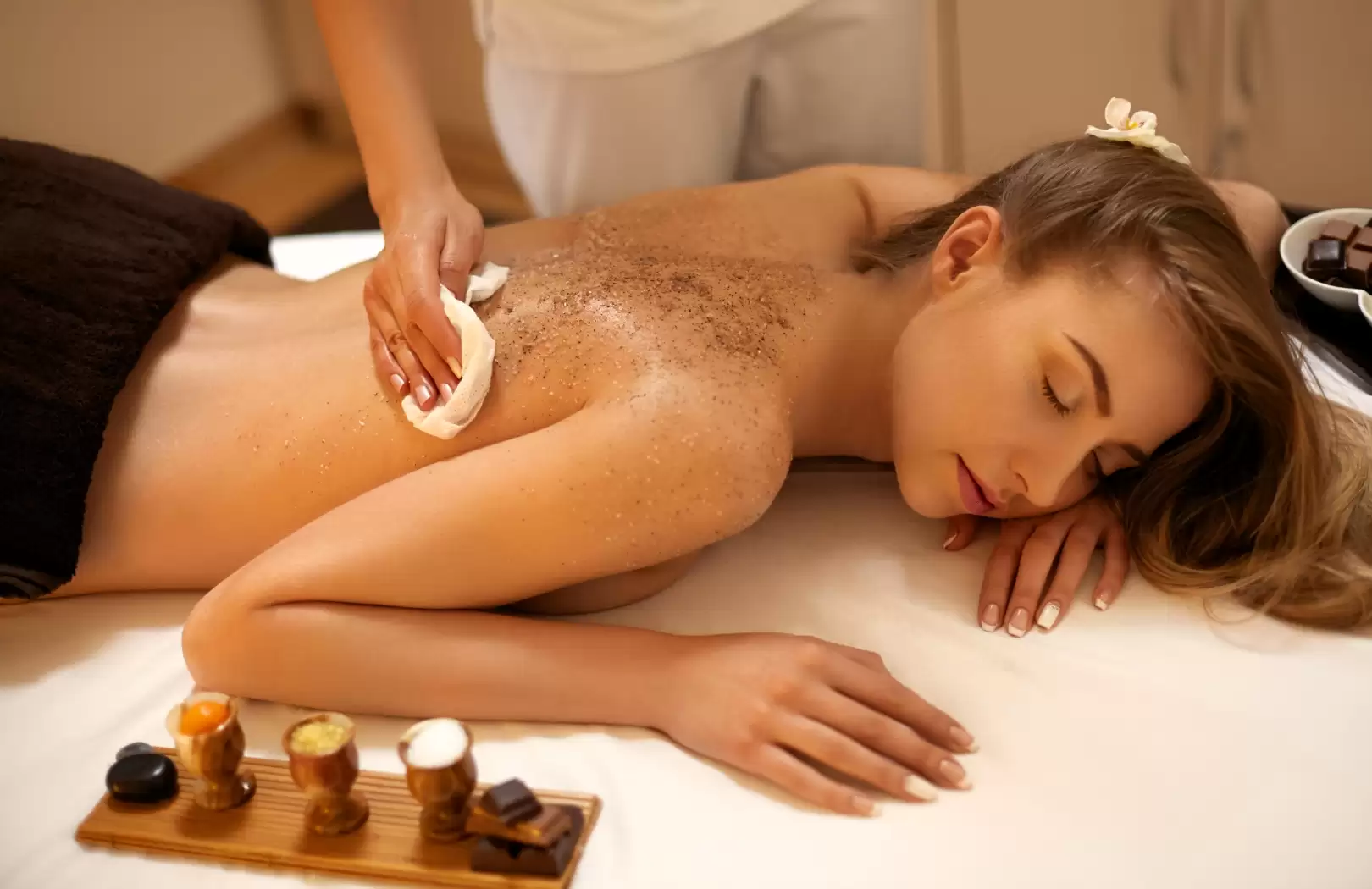 Massage + Scrub 