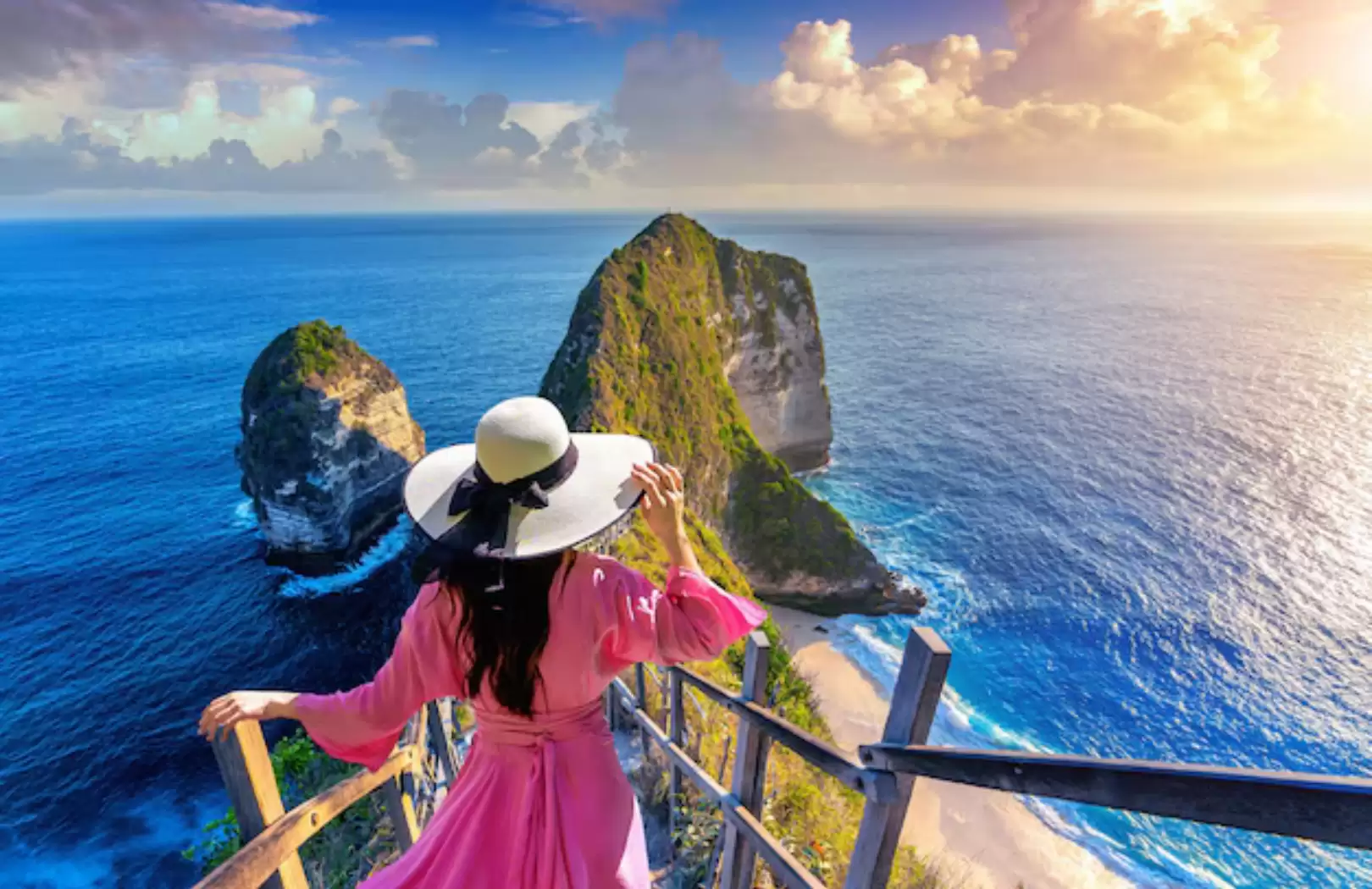 West Nusa Penida Highlights: Car & Driver Package