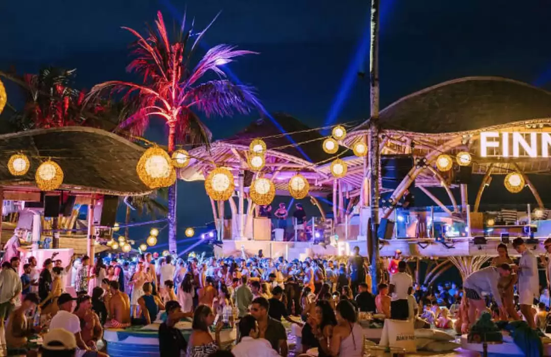Finns Beach Club – Bali’s Premier Beachfront Venue