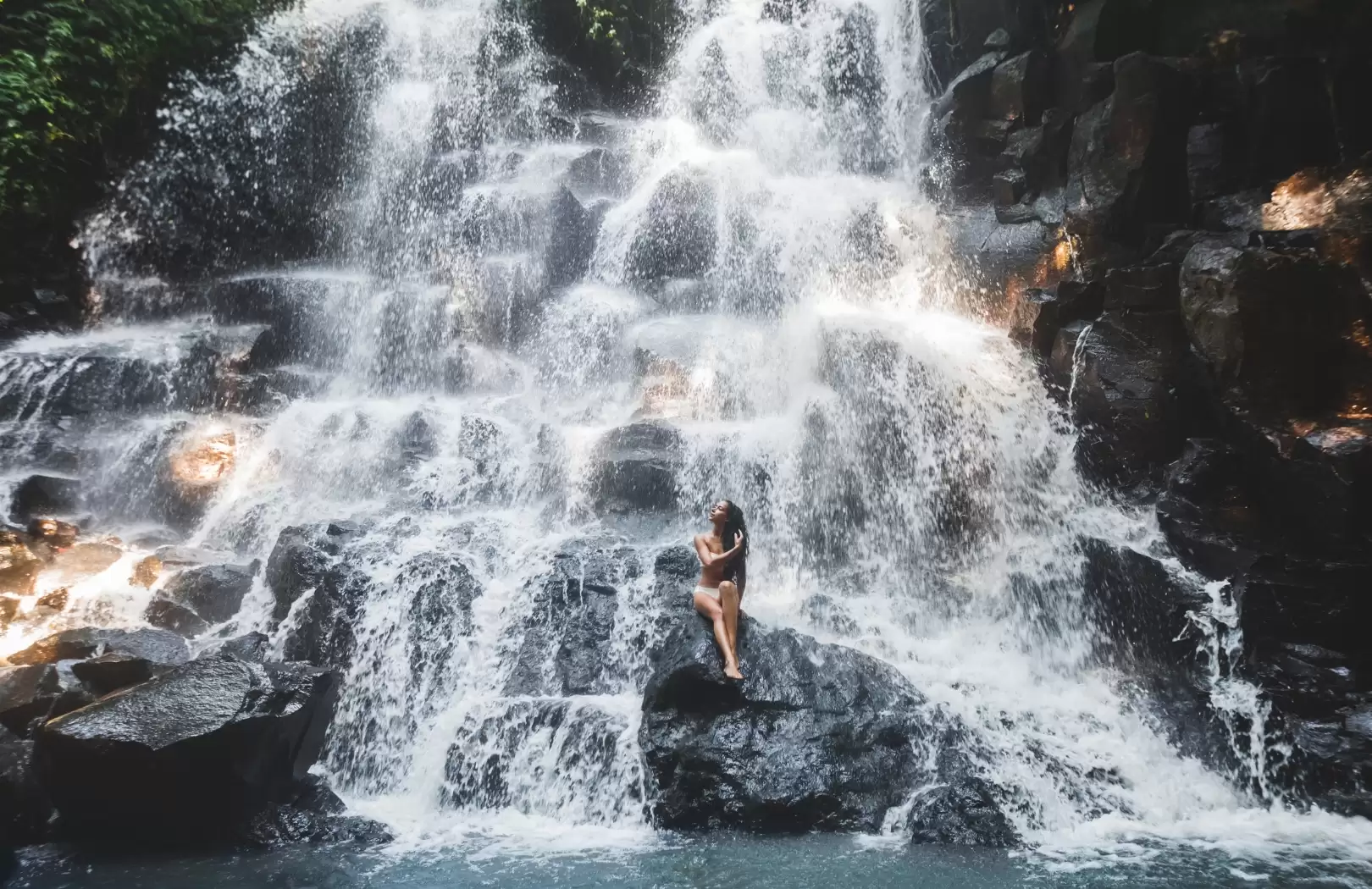 Kanto Lampo Waterfall