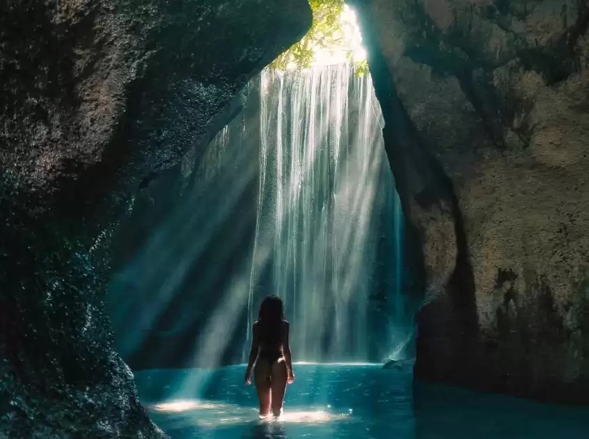 Bali’s Most Scenic Spots: Heaven’s Gate & Hidden Gems Tour