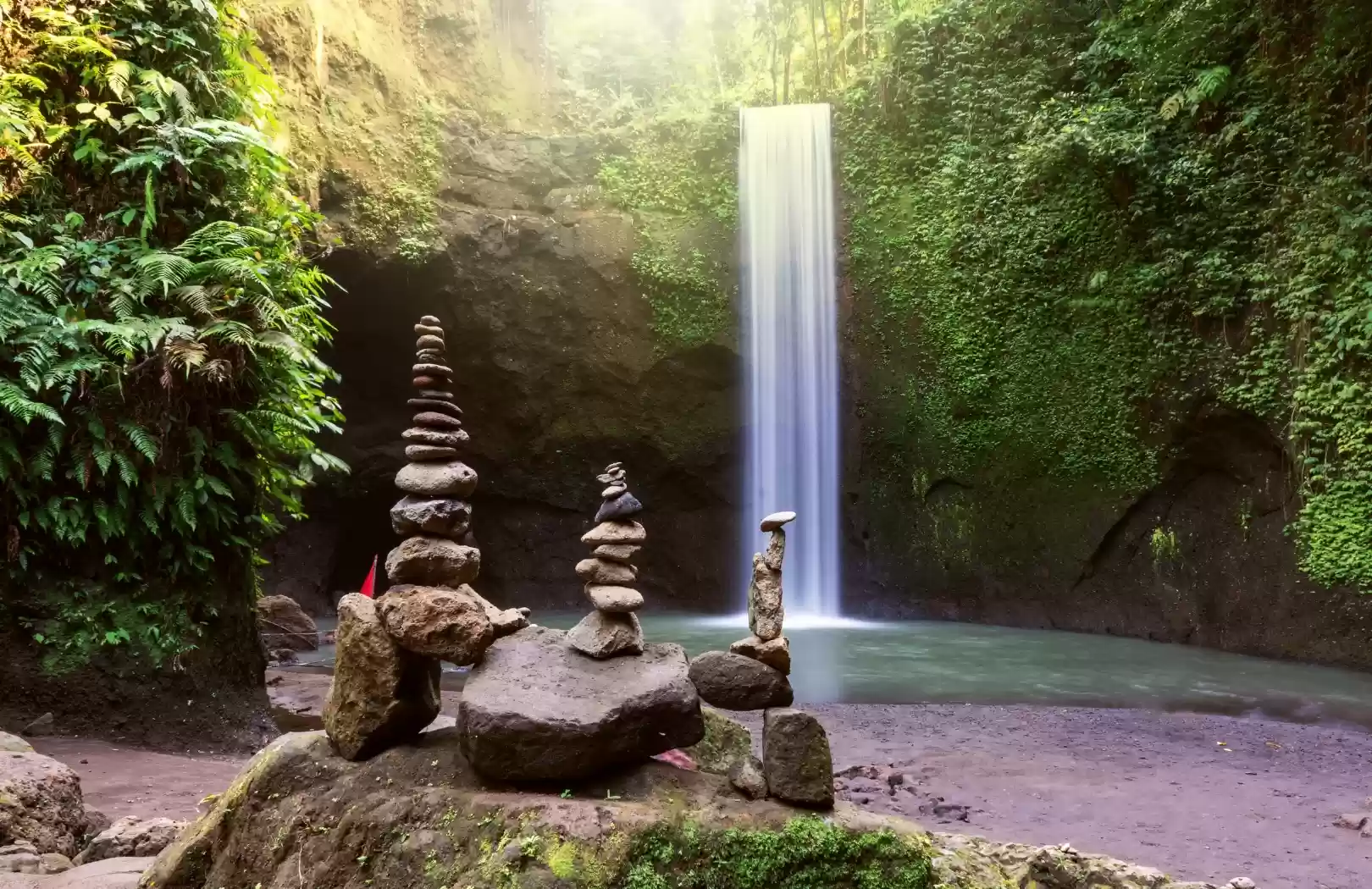 Hidden Waterfall Adventure: Tukad Cepung, Tibumana & Tegenungan