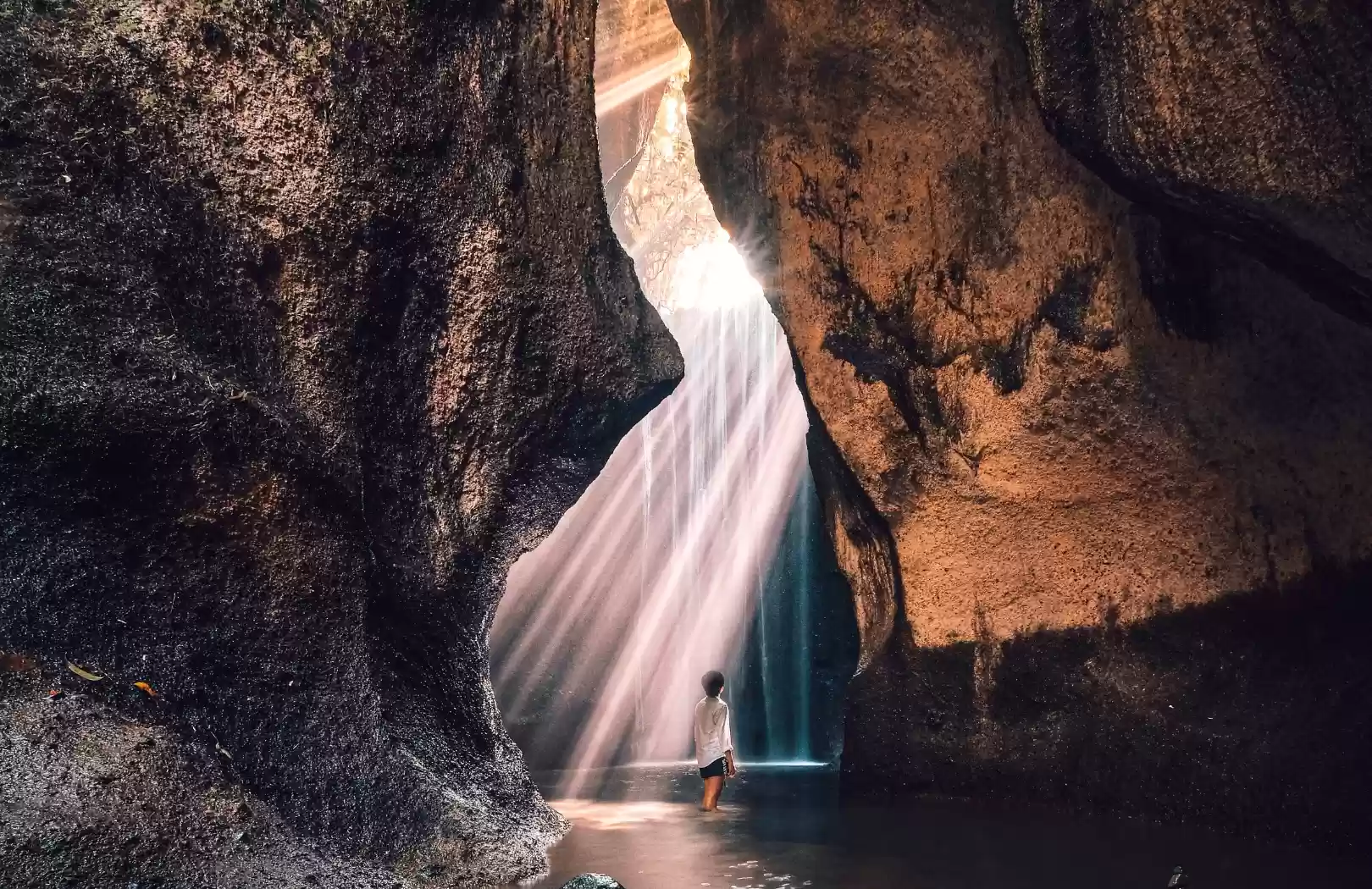 Hidden Waterfall Adventure: Tukad Cepung, Tibumana & Tegenungan