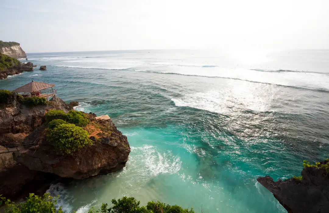 Uluwatu – Sunset Views and Secluded Beaches for Couples