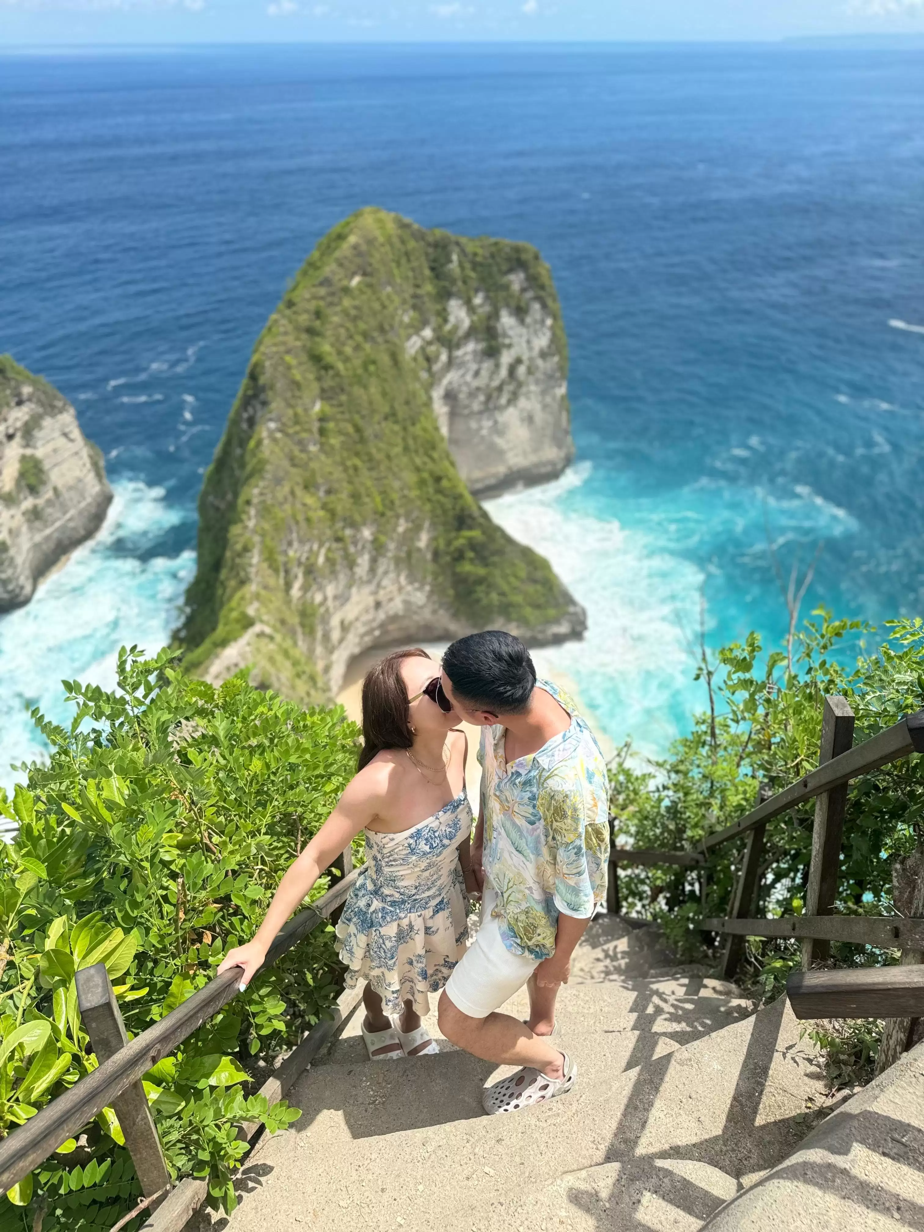 6D5N Romantic Honeymoon Package with Nusa Penida Trip