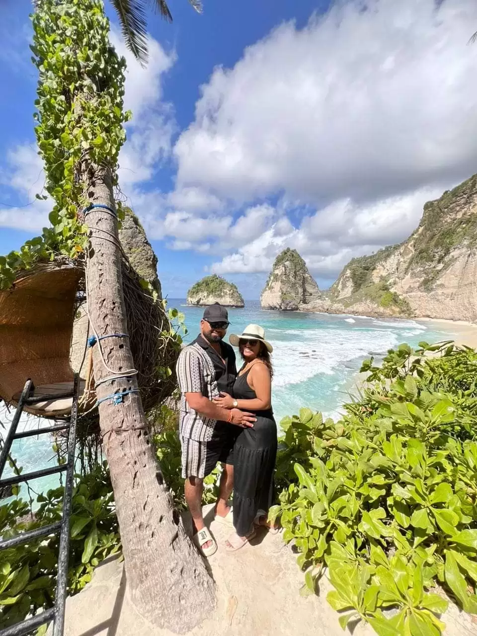 6D5N Romantic Honeymoon Package with Nusa Penida Trip