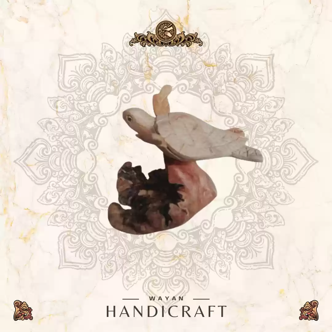 Turtle on Parasit Wood