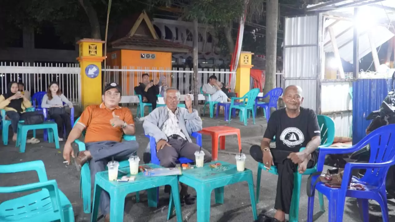 Kawasan Kuliner Malam di Belakang Kantor Gubernur Riau Asyik Buat Nyantai 
