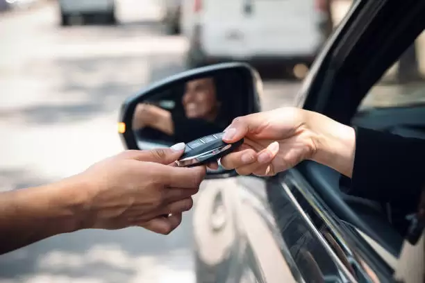 Sewa Mobil Bulanan Bali dengan Harga Terbaik