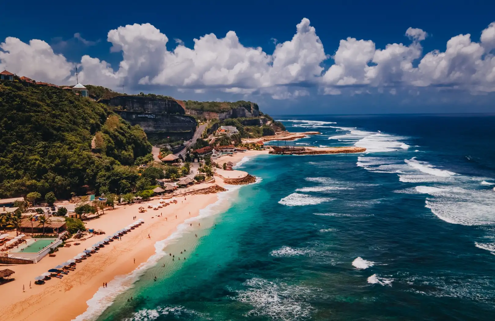 Paket Tour Bali 1 Hari Uluwatu
