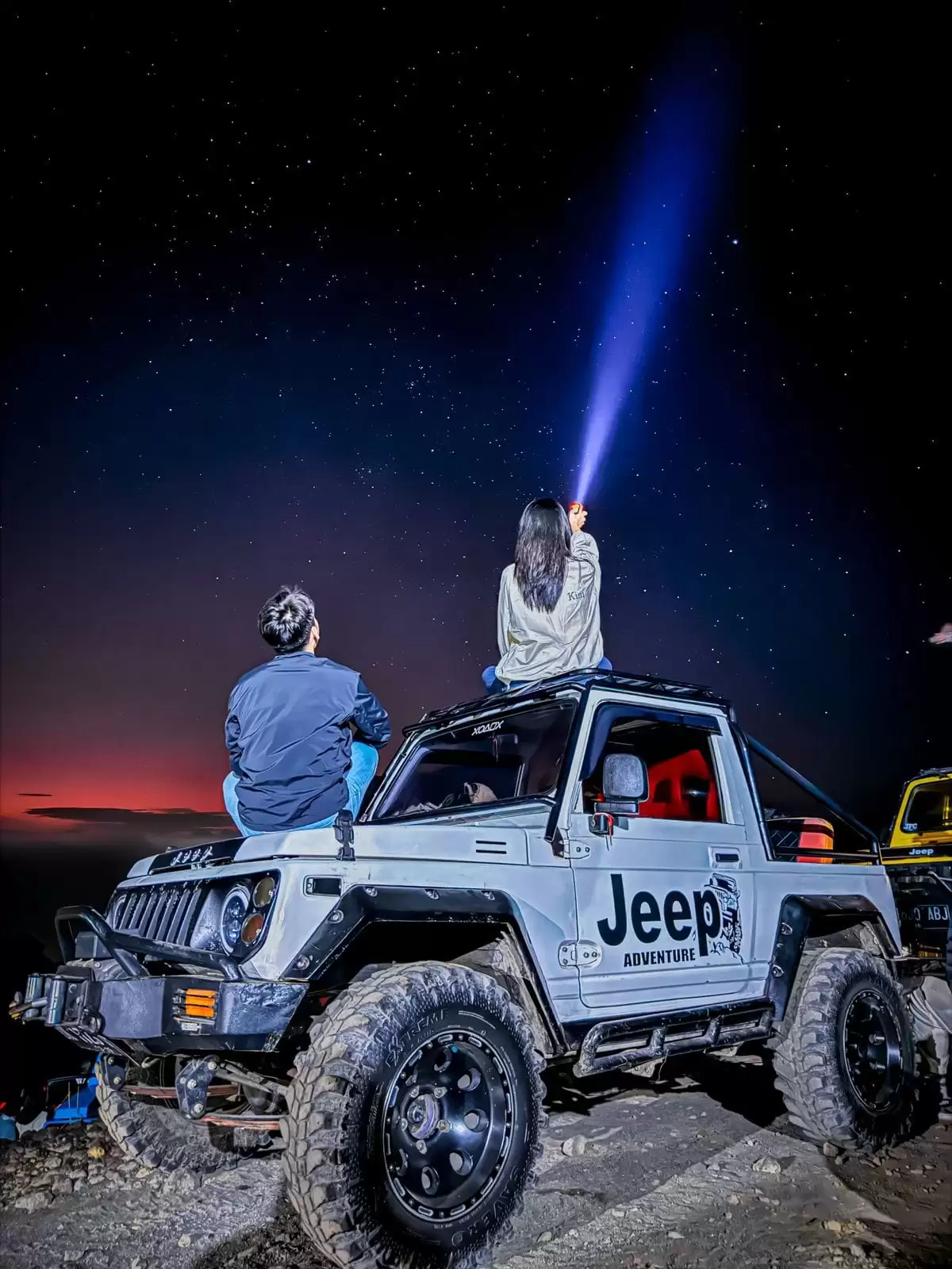 Package Sunrise Jeep Tour & Hot Spring with Lunch