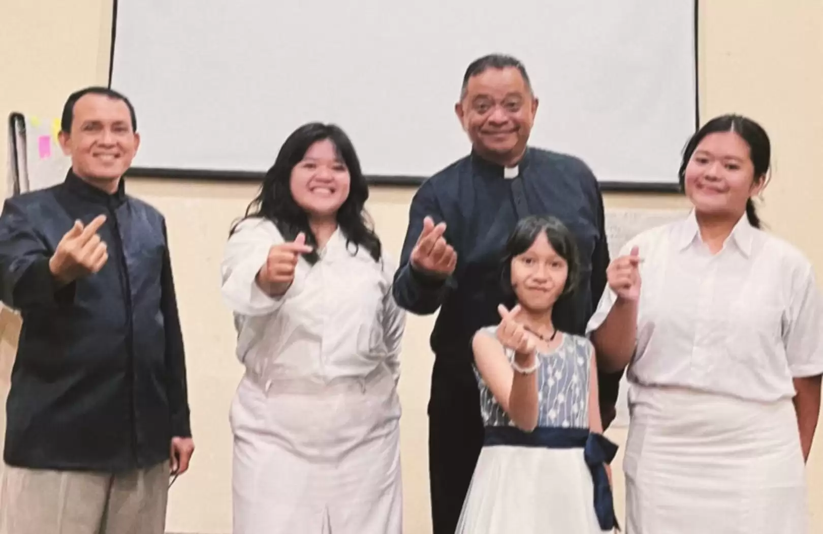 Merdeka untuk Memberkati