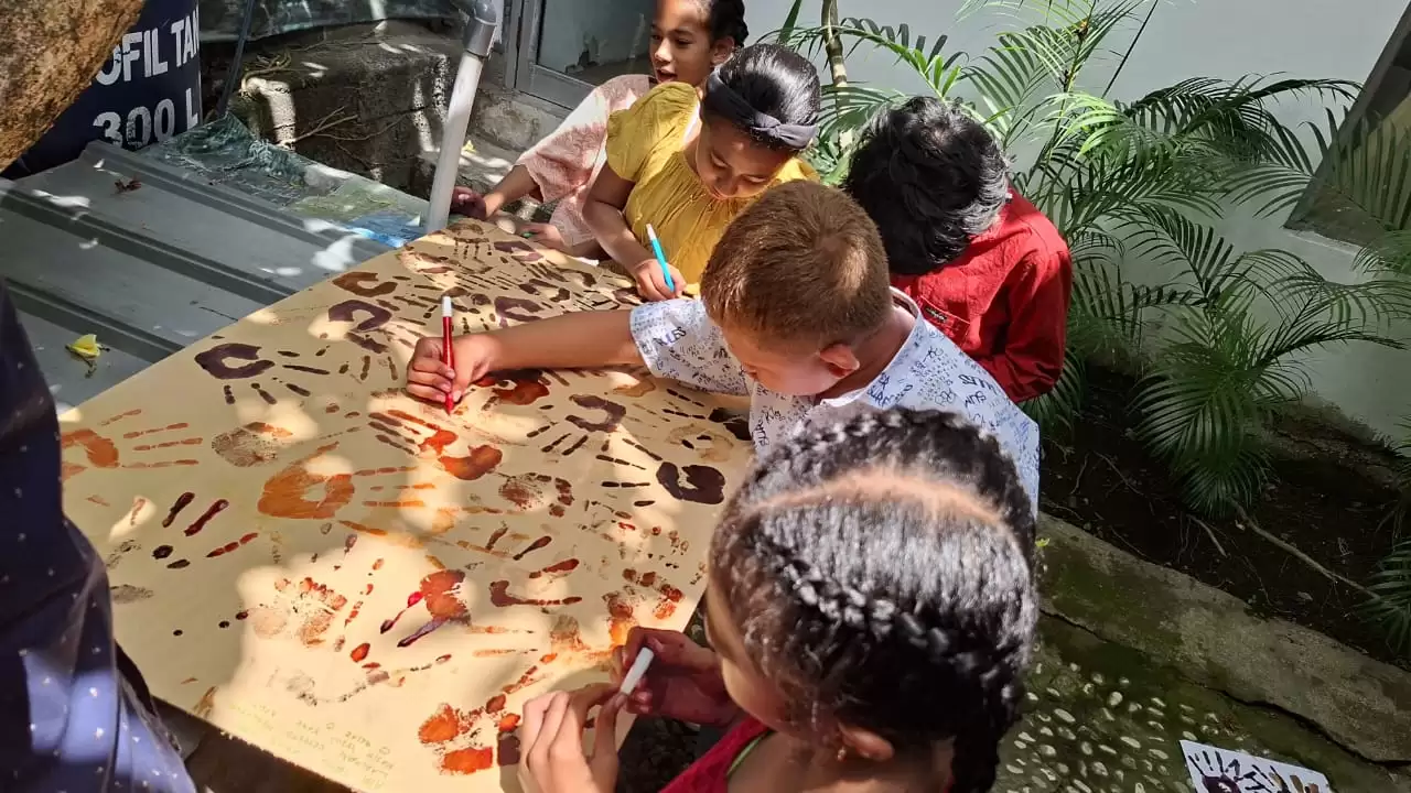 Suasana Penuh Sukacita Mewarnai Kegiatan Sekolah Minggu Pada Hari Ini