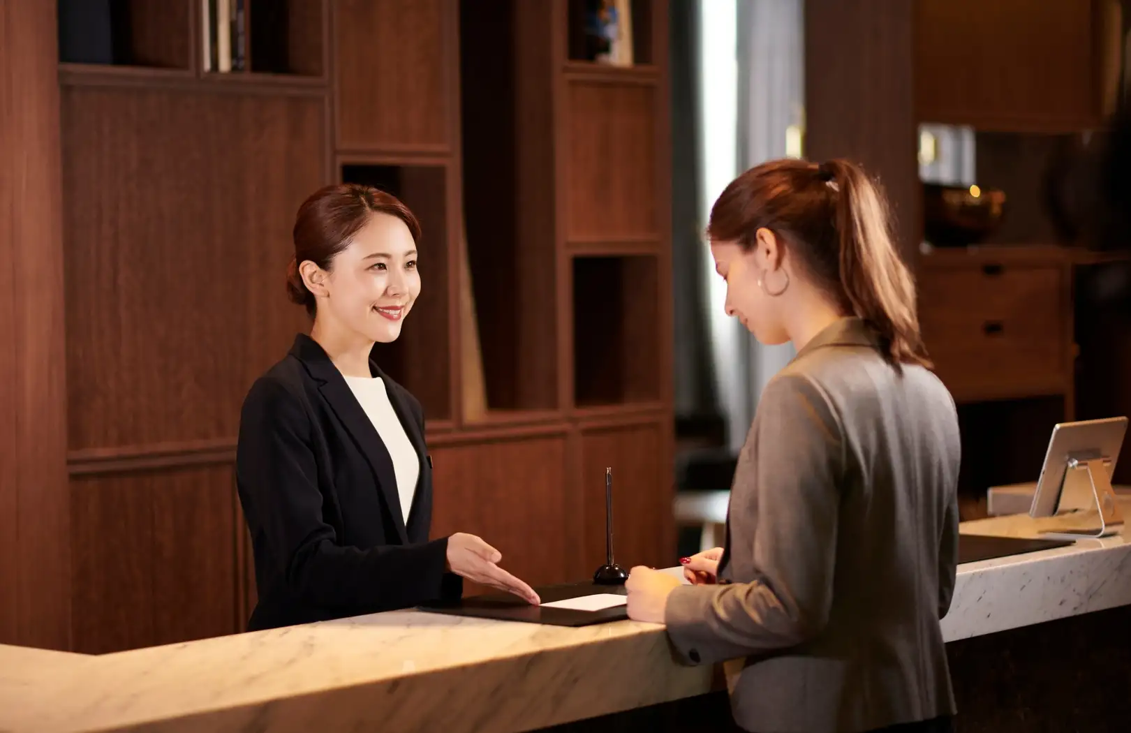 Hotel & Resort Bookings