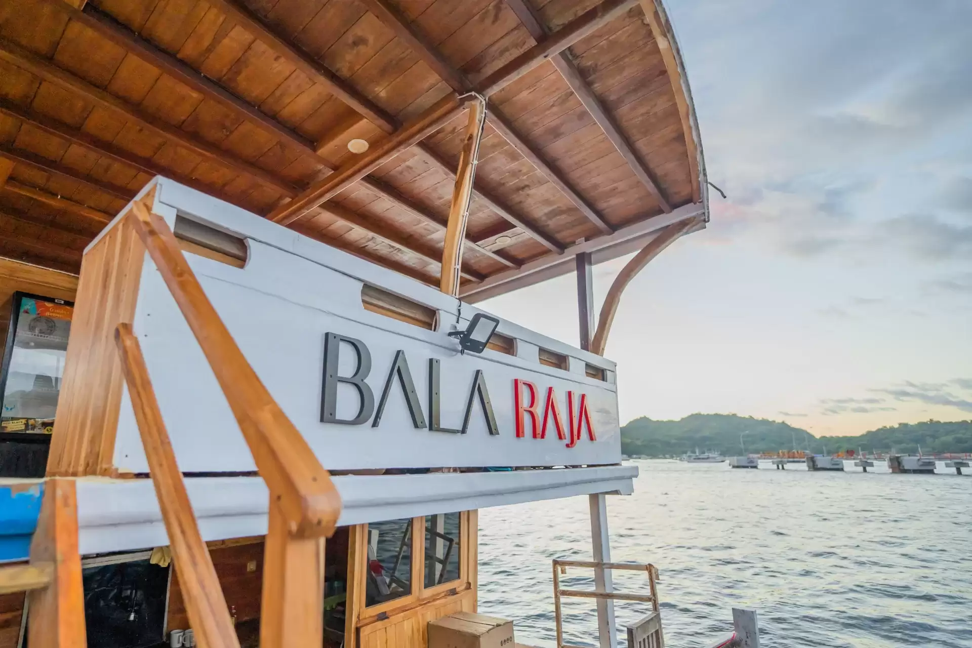 Bala Raja Sailing Komodo Tour