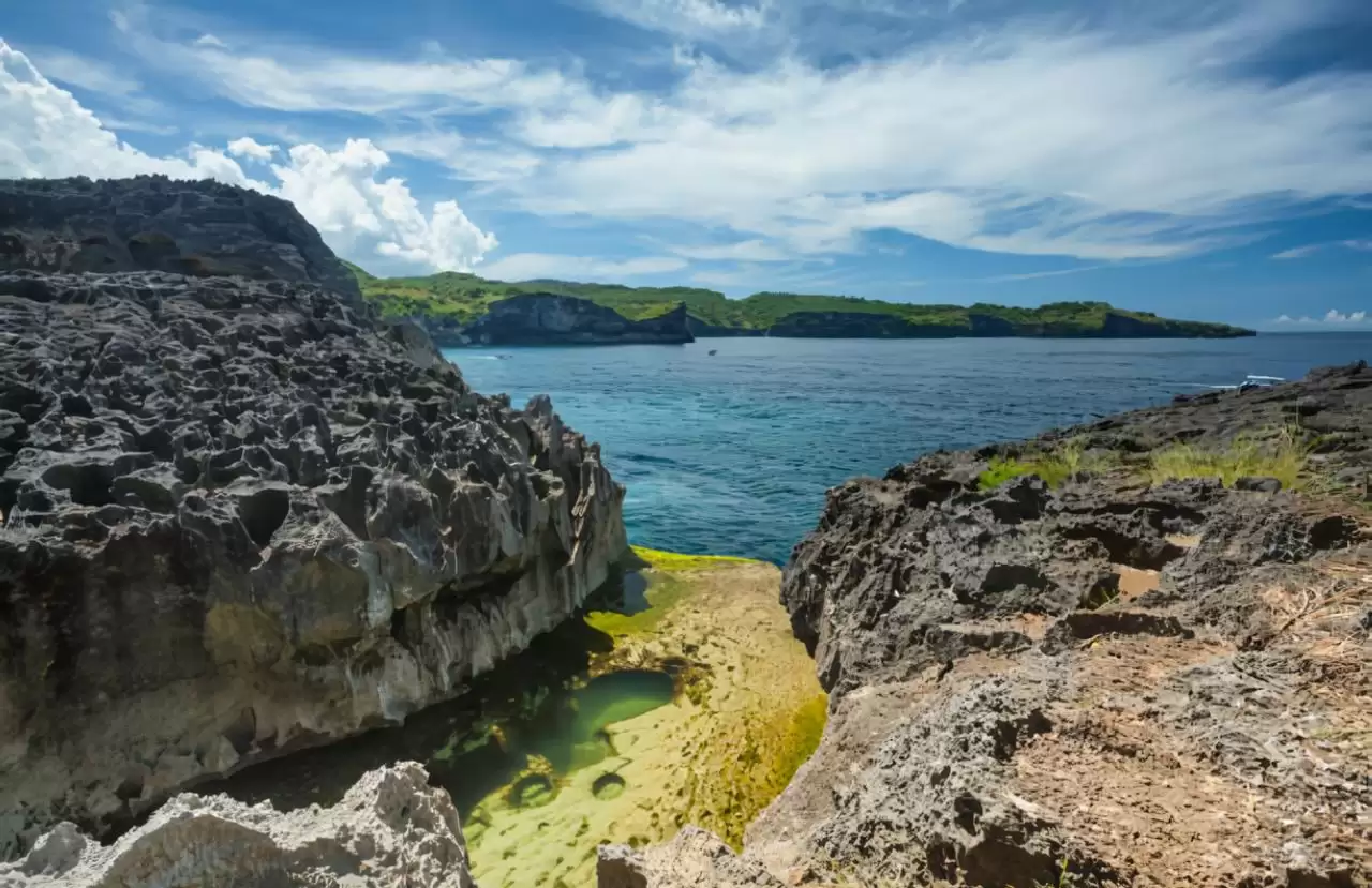 Nusa Penida Combination Tour (East + West)