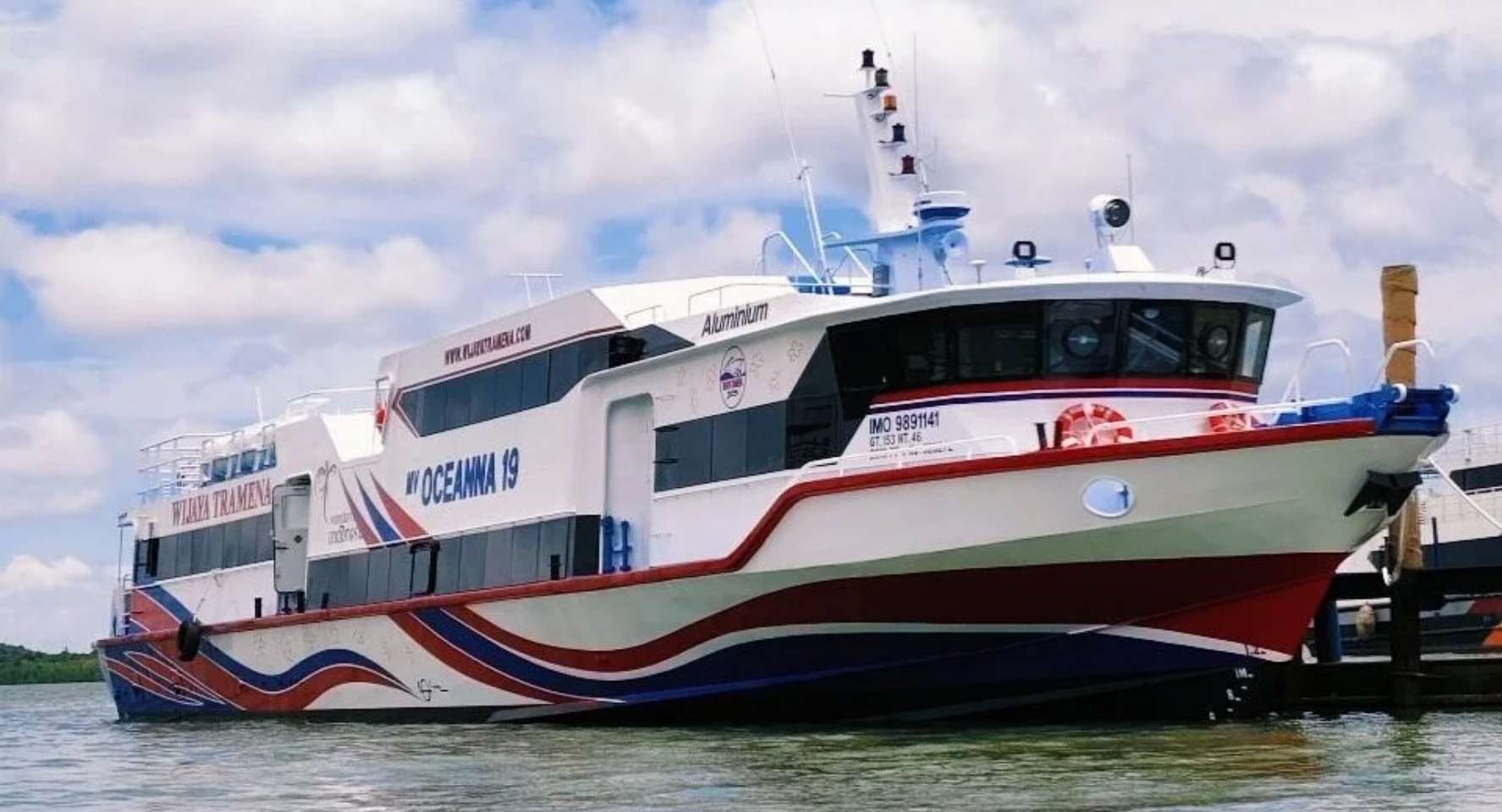 Enjoy safe, comfortable, and hassle-free trips to the Gili Islands, Lombok, and Nusa Penida. Book your journey now!