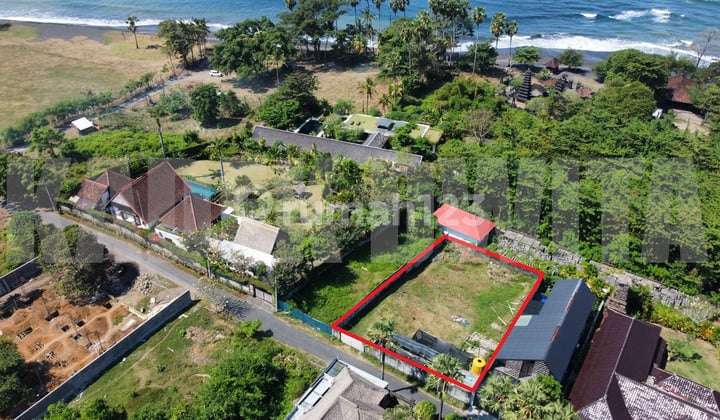 Dijual Tanah View Laut di Jalan Pantai Saba