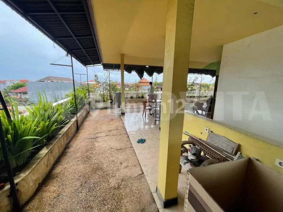 Dijual Ruko 3 Lantai di Jalan Pantai Kuta – Lokasi Strategis Hook
