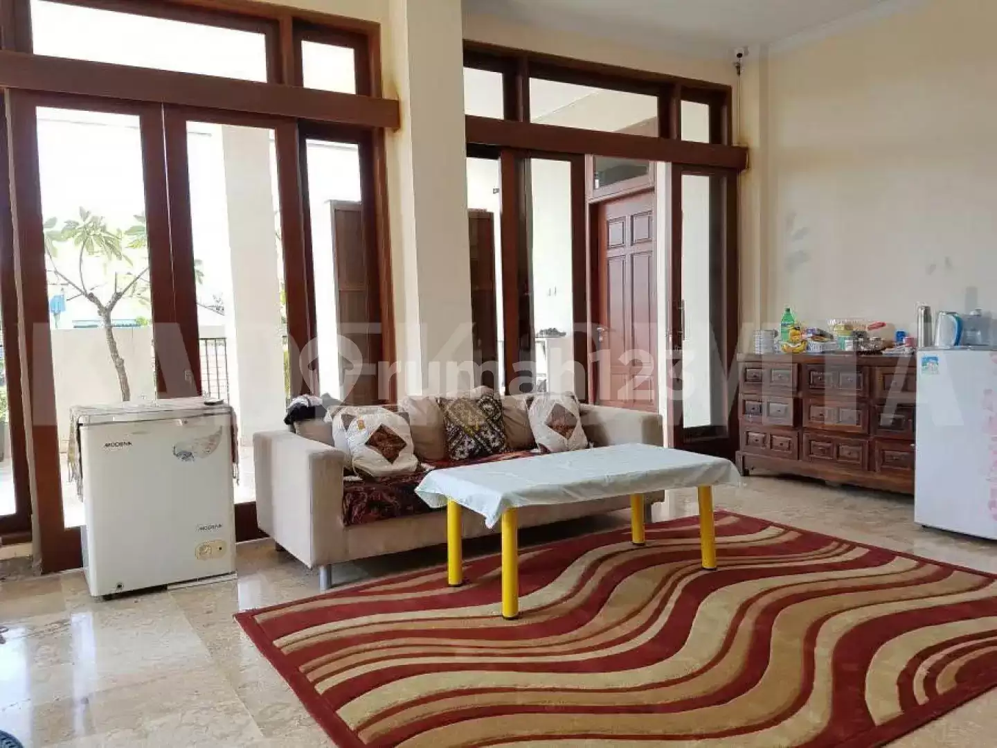 Dijual Villa 3 Lantai View Laut di Pantai Pabean – Ketewel, Dekat Sanur