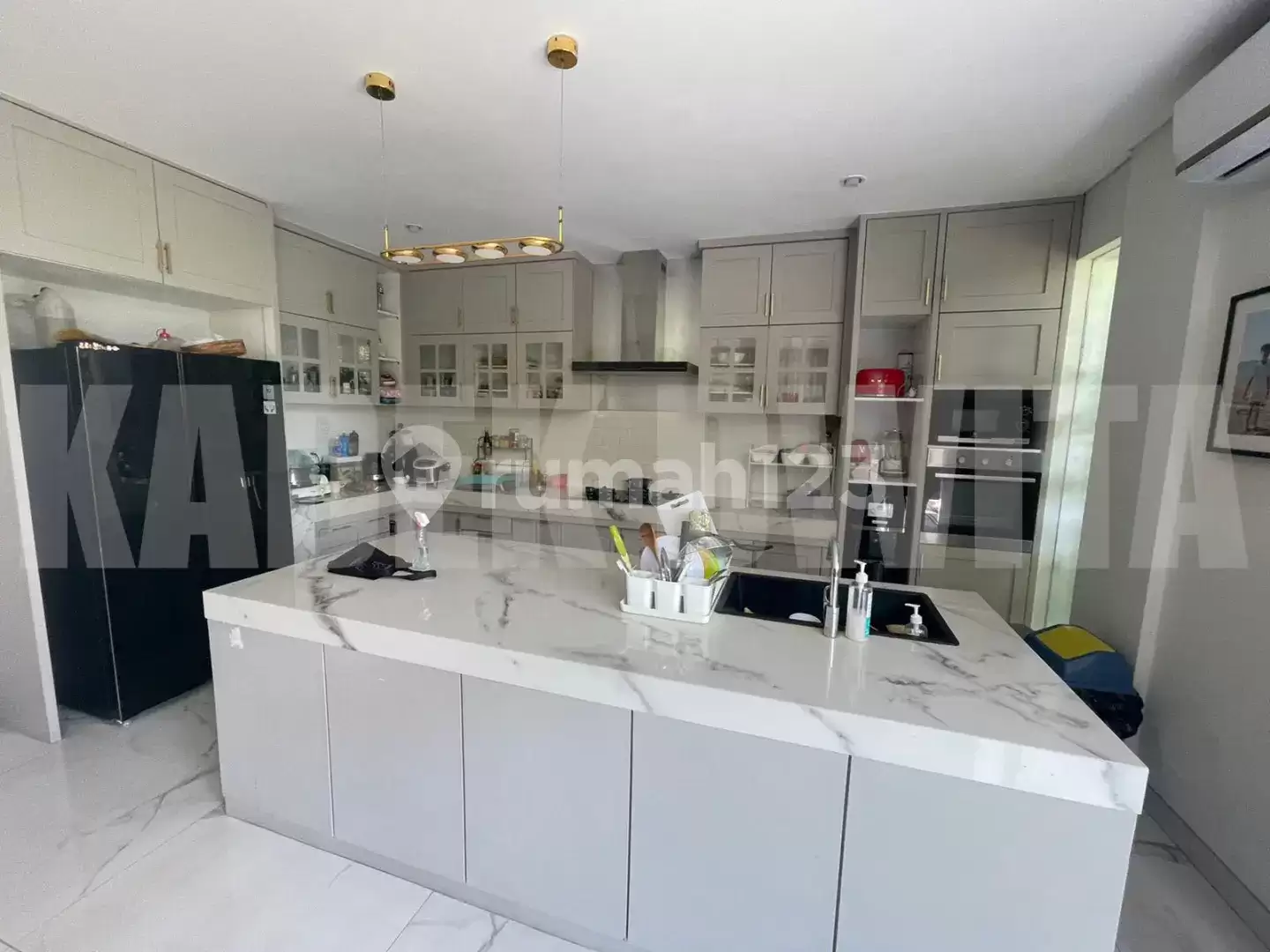 Dijual Rumah Mewah 2 Lantai di Tukad Musi, Renon – Denpasar
